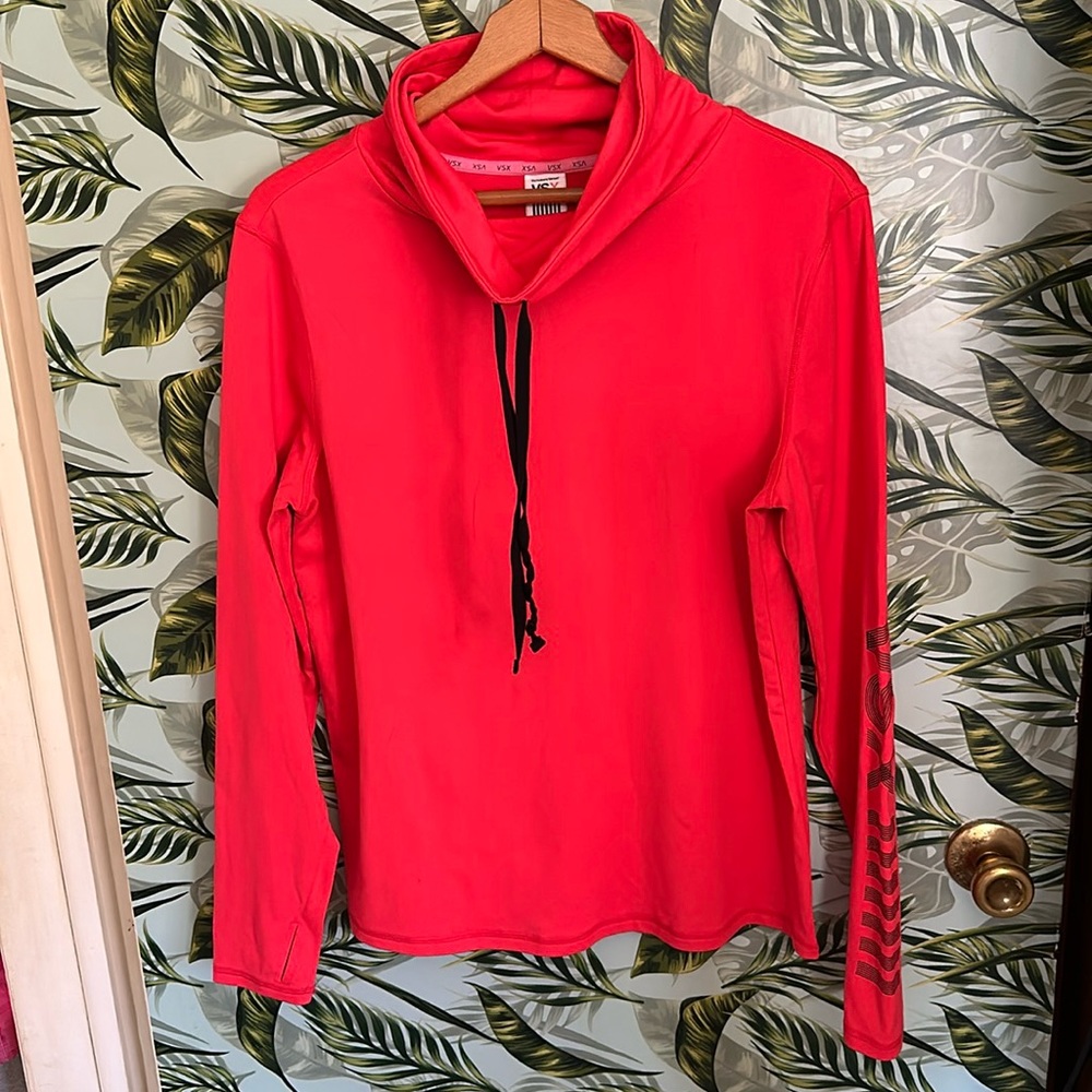 LL76 coral w black draw strings & writing on sleeve VSX sport medium med m